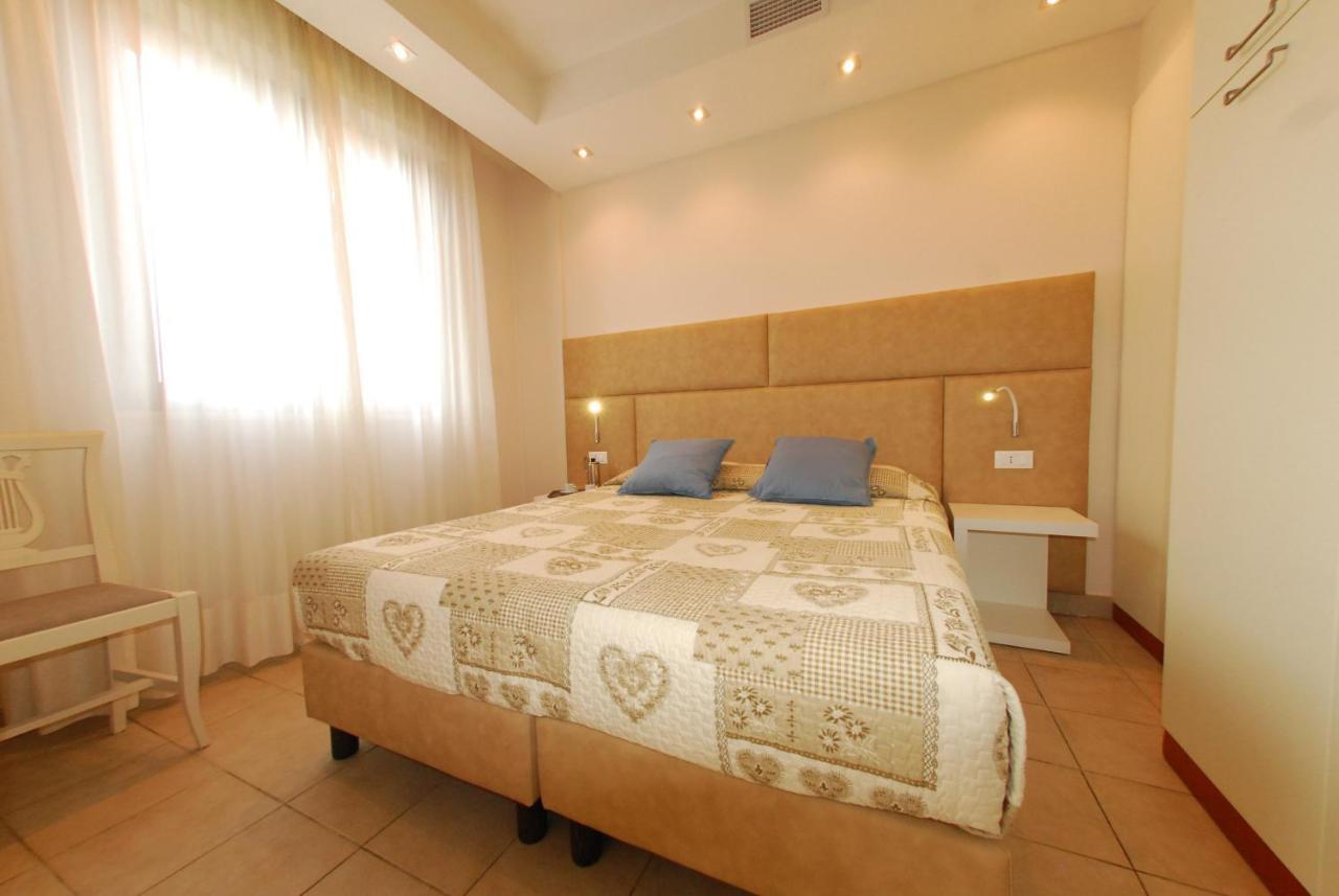 Beverly Park Residence Тирения Екстериор снимка