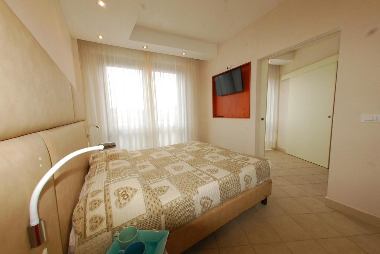 Beverly Park Residence Тирения Екстериор снимка