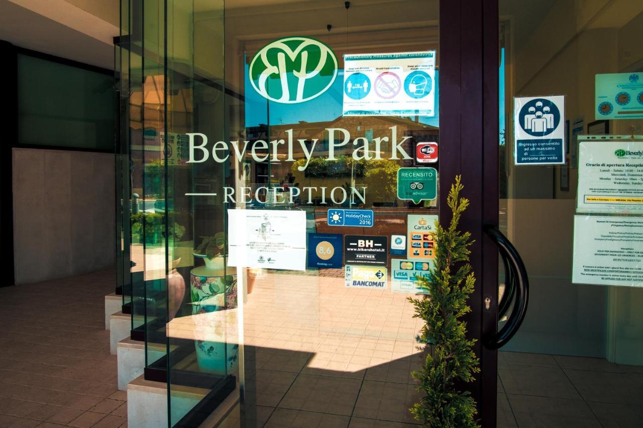 Beverly Park Residence Тирения Екстериор снимка