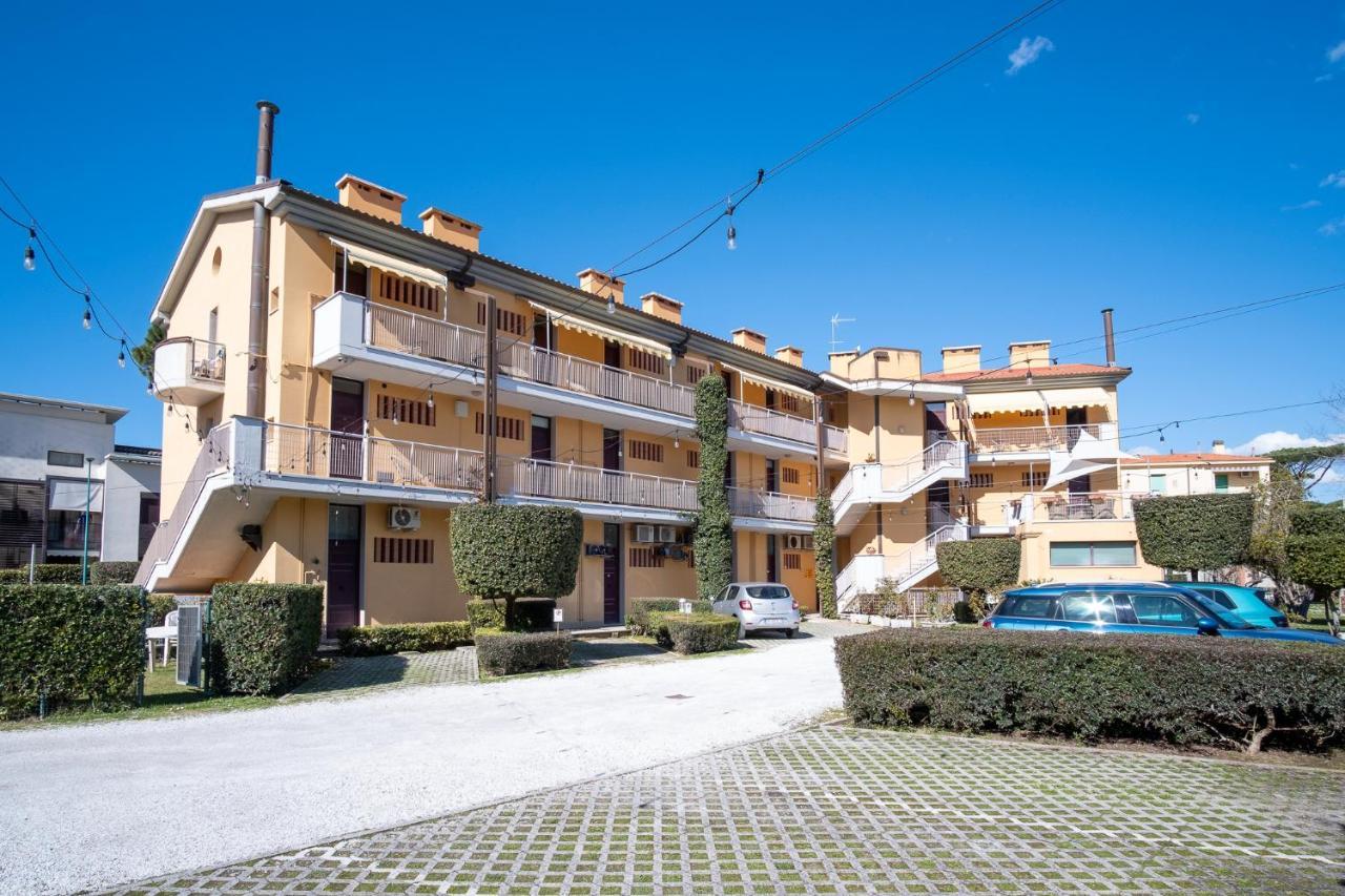 Beverly Park Residence Тирения Екстериор снимка
